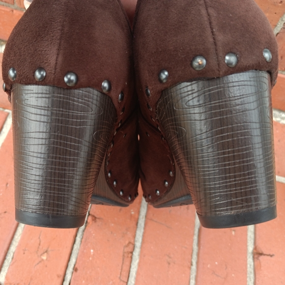 Dansko Nadine Brown Suede Clogs Size 37 - Picture 13 of 16